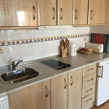Apartamento Con Piscina En Apartment *